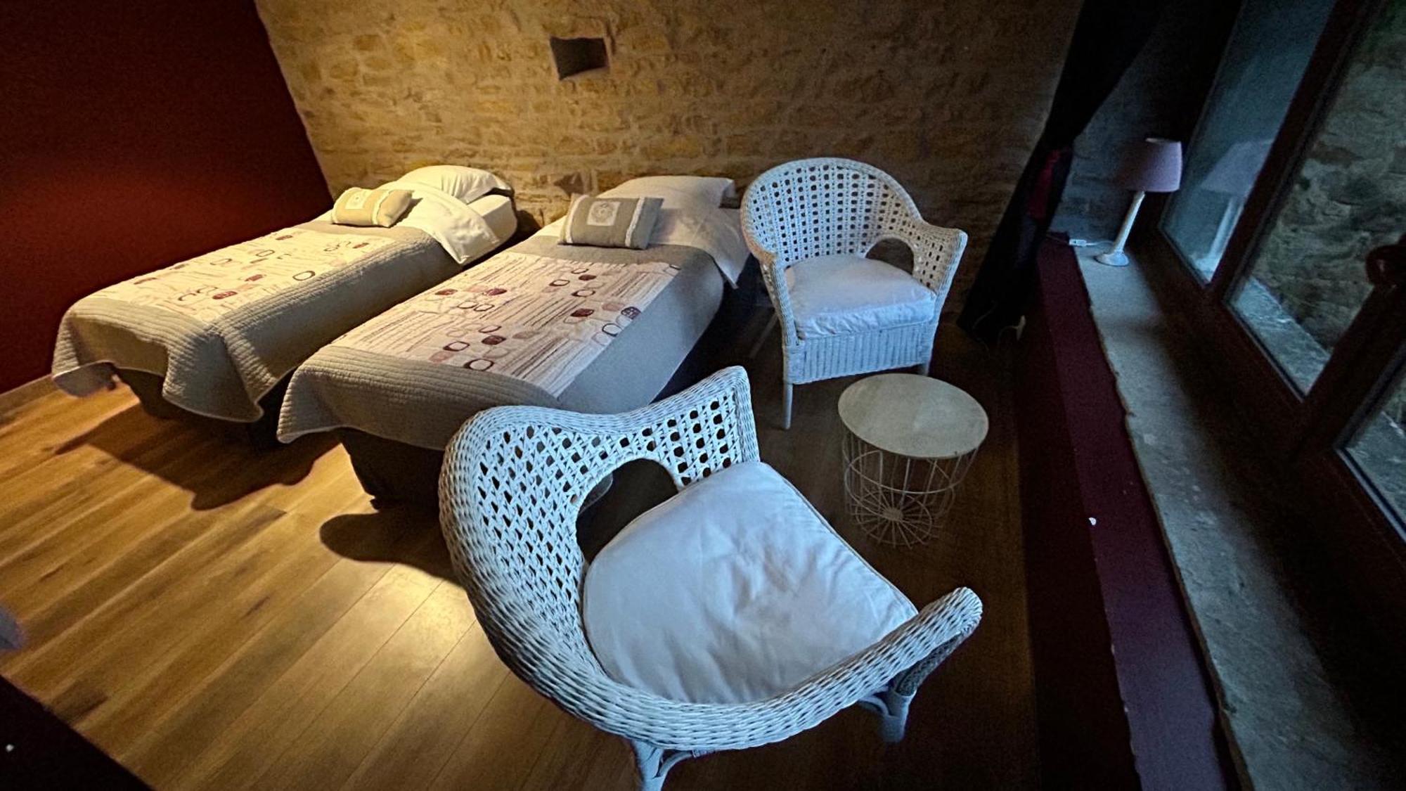 Le D'Tour Gourmand Bed & Breakfast Toulouse-le-Chateau Exterior photo