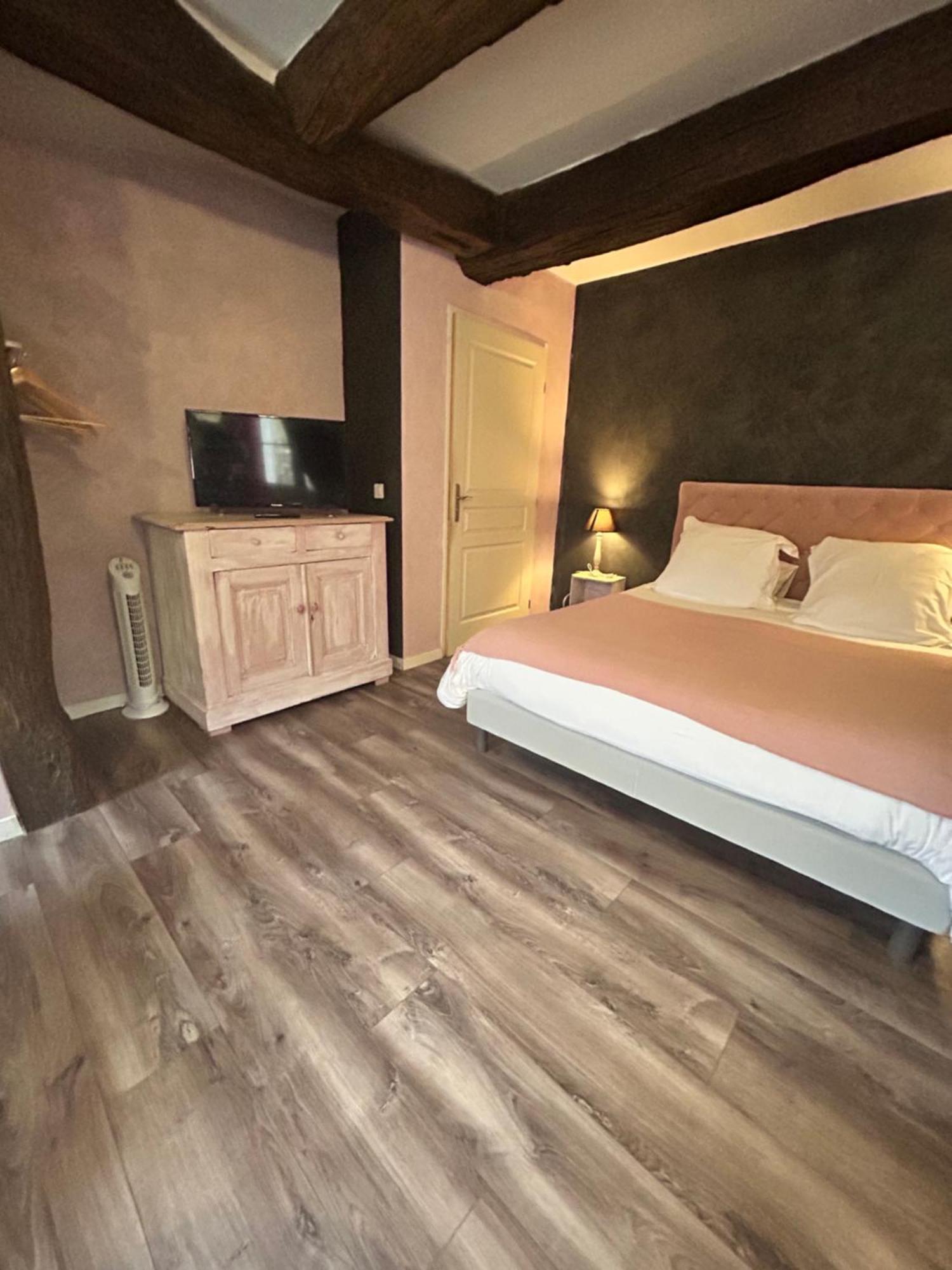 Le D'Tour Gourmand Bed & Breakfast Toulouse-le-Chateau Exterior photo
